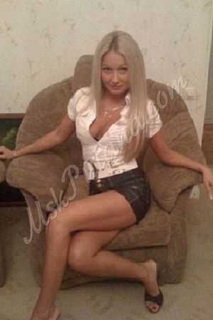 Юля, метро Шипиловская