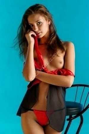 Лена, метро Верхние Котлы