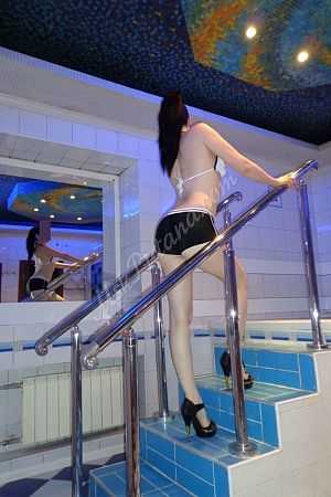 Настя, метро Воробьёвы горы