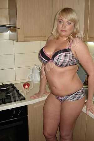 Ксения, метро Новоясеневская