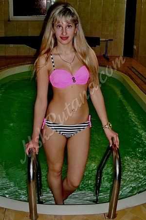 Лина, метро Окружная