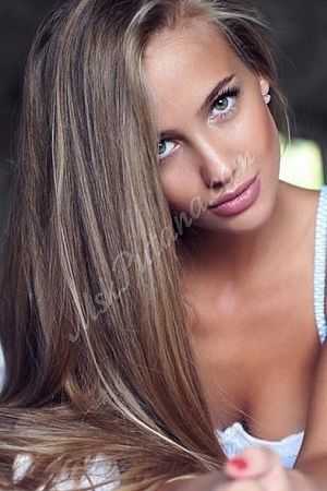 ВАЛЕРИЯ, метро Октябрьская