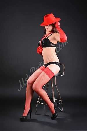 Лера, метро Чкаловская