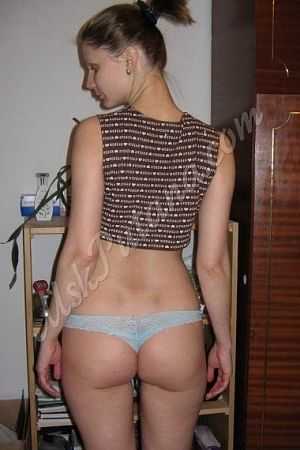 Настя, метро Охотный ряд