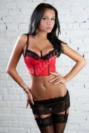 Алина, метро Боровское шоссе