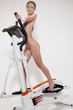 Аня, метро Третьяковская