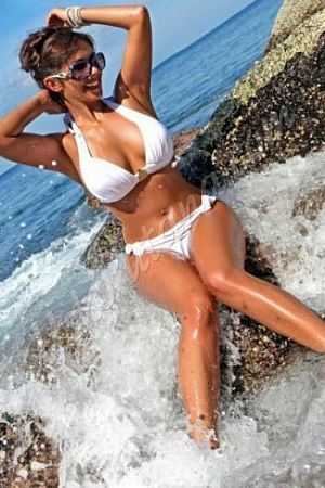 Карина, метро Цветной бульвар