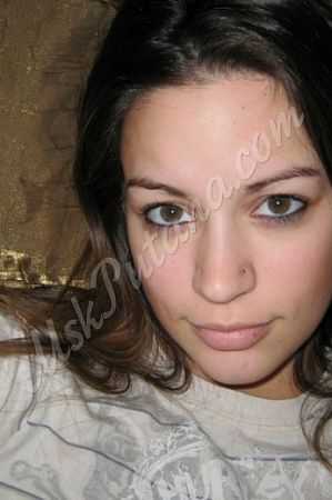 Кира, метро Достоевская