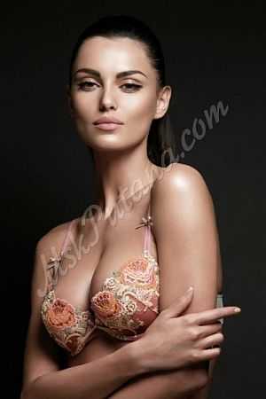 Вика, метро Красногвардейская