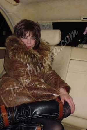 Катя, метро Петровский парк