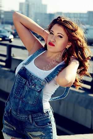 Диана, метро Панфиловская