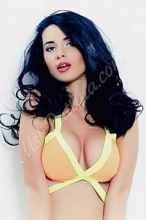 Азиза, метро ВДНХ