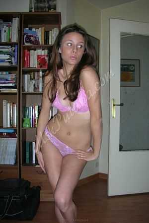 Настя, метро Строгино