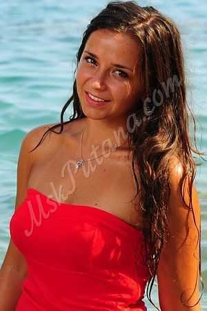 Лена, метро Котельники