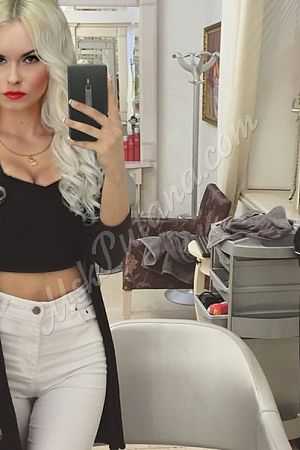 Лена, метро Октябрьская