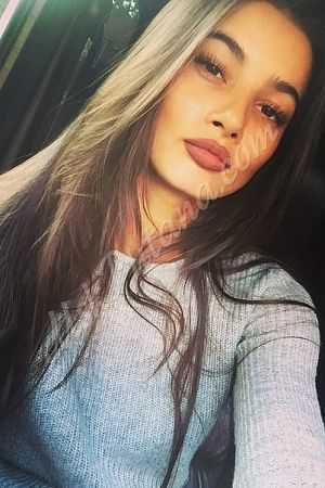 Марина, метро Румянцево