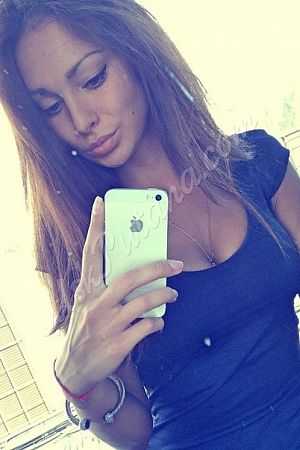 Лена, метро Дубровка