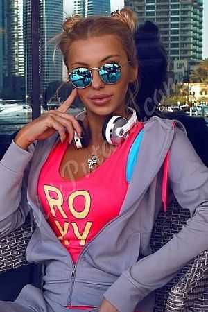 Лена, метро Раменки