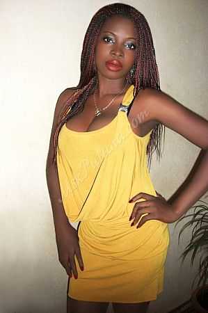 Моника, метро Университет