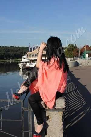 диана, метро Ленинский проспект