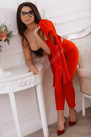 Лиана, метро Полянка