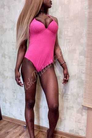 Изабелла, метро Пионерская