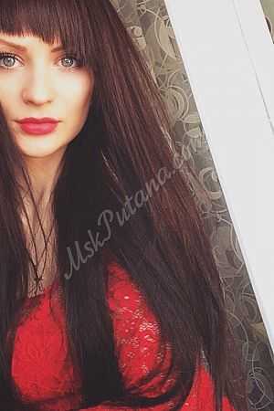 Дашенька, метро Коломенская