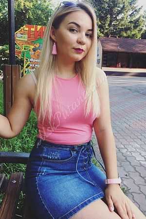 Аврора, метро Нахимовский проспект