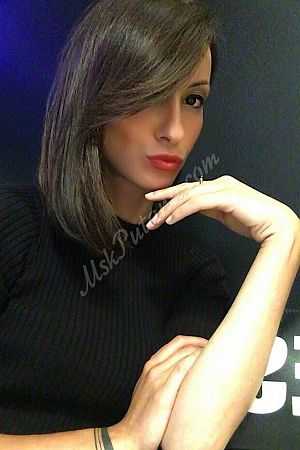 Люба, метро Красные Ворота