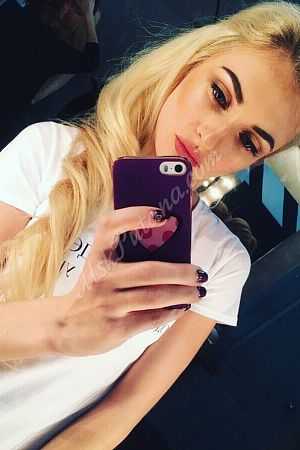 Света, метро Третьяковская