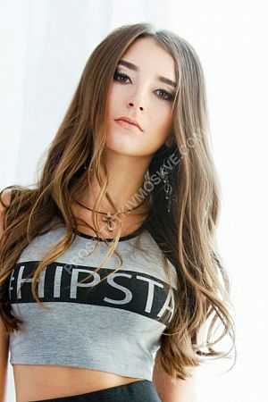 Альбина, метро Студенческая