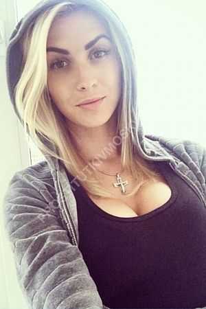 Мила, метро Румянцево