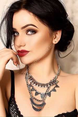 Люба, метро Улица Старокачаловская