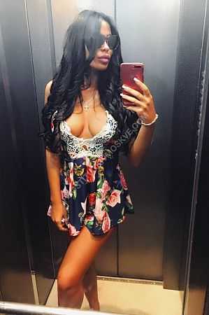 Таня, метро Новые Черёмушки