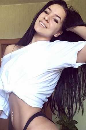 Яна, метро Коптево