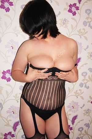 Карина, метро ВДНХ