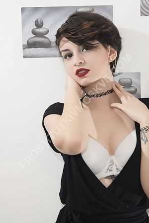 Нелли, метро Новокузнецкая