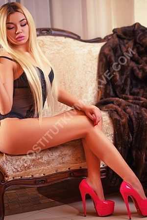 Лейсан, метро Отрадное