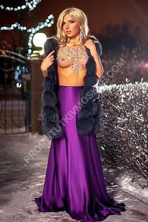 Елена, метро Калужская