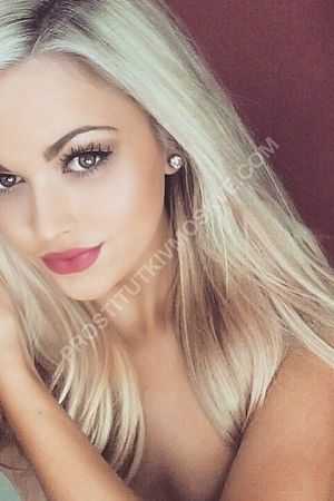 Ксения, метро Студенческая