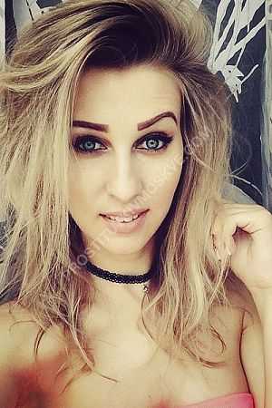 Николь, метро Дмитровская