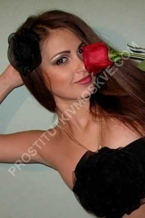 Луиза, метро Нижегородская