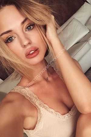 Аня, метро Таганская