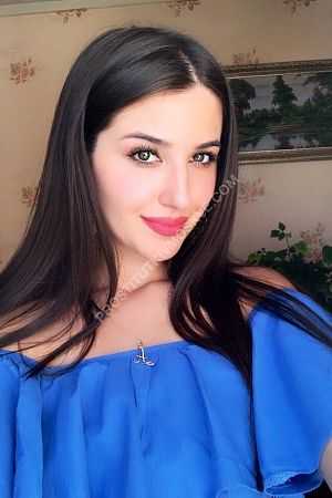 Эля, метро Беговая