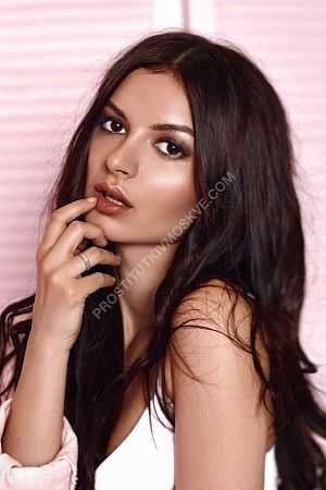 Соня, метро Рижская