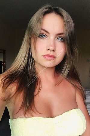 Маша, метро Беговая