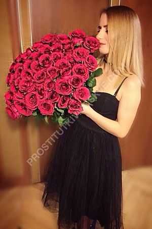 Алиса, метро Крымская