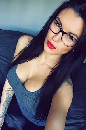 Полина, метро Крестьянская застава