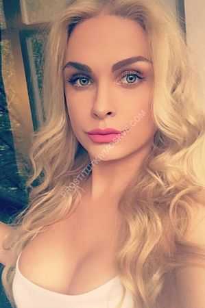 Анна, метро Лубянка