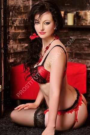 ПОЛИНА, метро Театральная